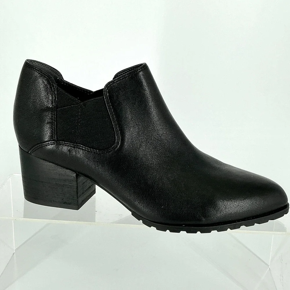 Vionic Size 8.5 Black‎ Leather Ankle Bootie Block Heel Lug Sole NEW Belmont $159
